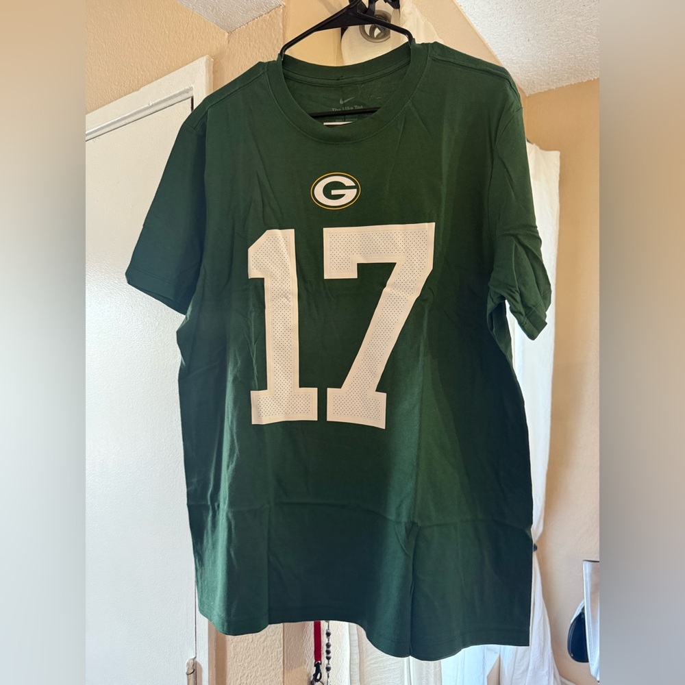 GREEN BAY PACKERS MENS TSHIRT NWT LARGE - Picture 2 of 6